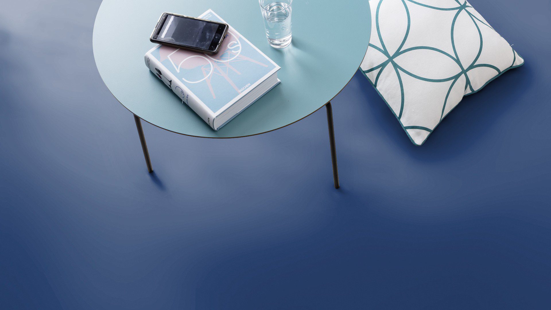 0100 Ocean Blue